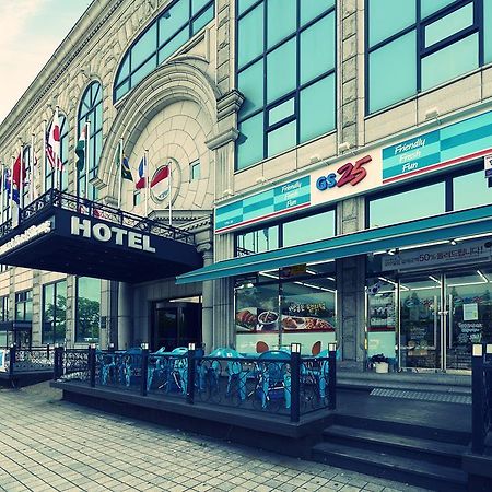 Benikea Premier Hotel Siheung Bagian luar foto