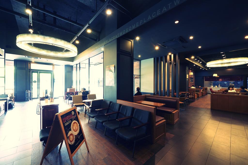 Benikea Premier Hotel Siheung Bagian luar foto
