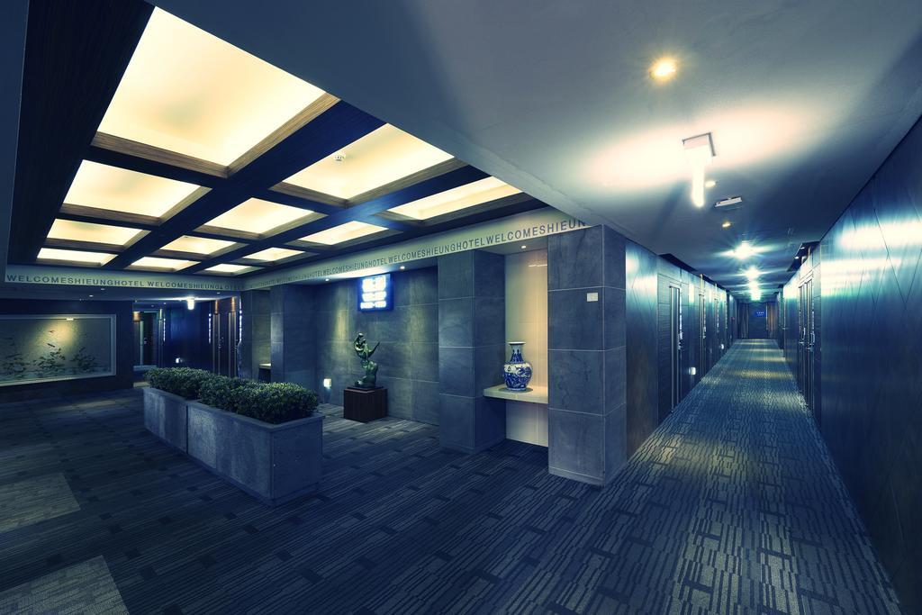 Benikea Premier Hotel Siheung Bagian luar foto